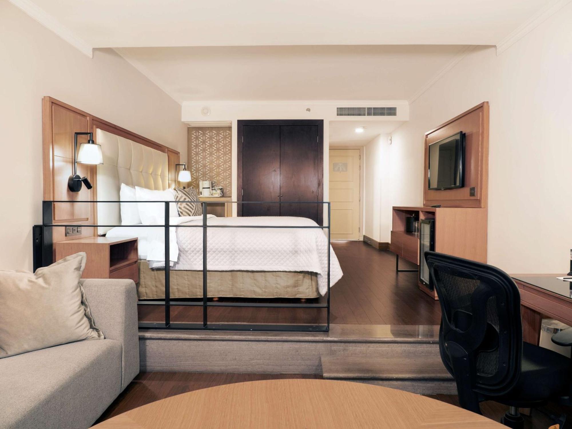 Hotel Ms Milenium Monterrey Curio Collection By Hilton San Pedro Garza Garcia Exterior foto
